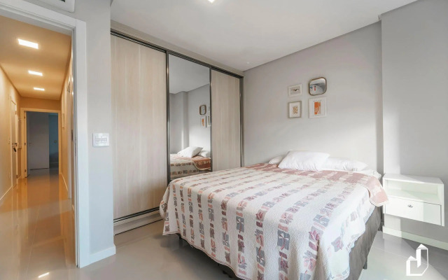 Cobertura duplex com 03 dormitórios