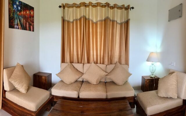 Monarch suites
