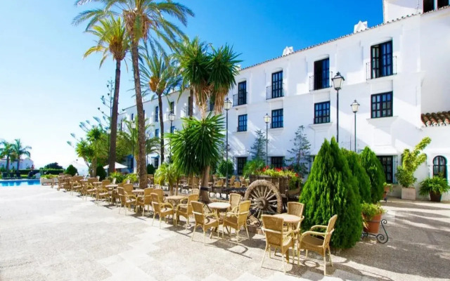 Hacienda Del Sol