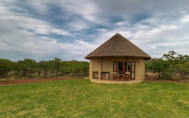 Mopane Bush Lodge