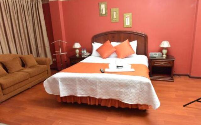 Hotel Makroz