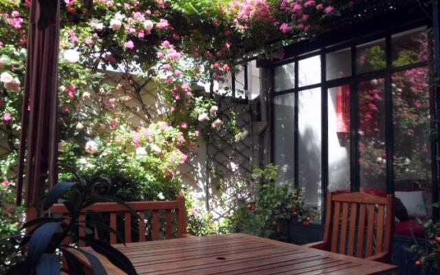 Bed and Breakfast Couleurs Paris