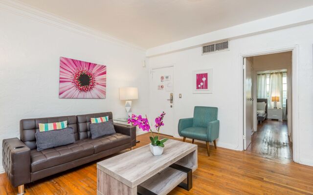 L'Etoile Apartments Part of the Oasis Casita Collection