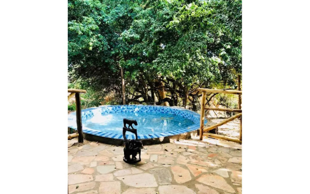 Mara Sweet Acacia Lodge