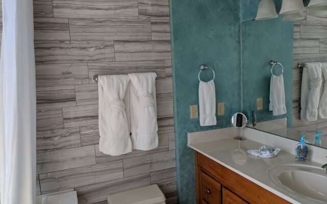 Palm Beach Club by Surfside VR