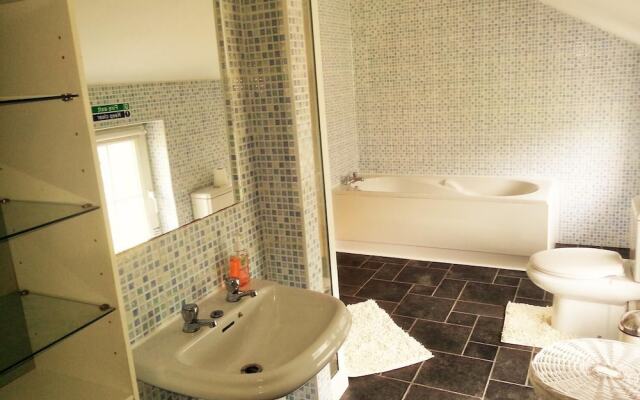 Burleigh House