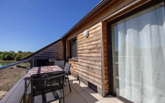 Gîte Jouy-le-Potier, 3 pièces, 4 personnes - FR-1-590-103