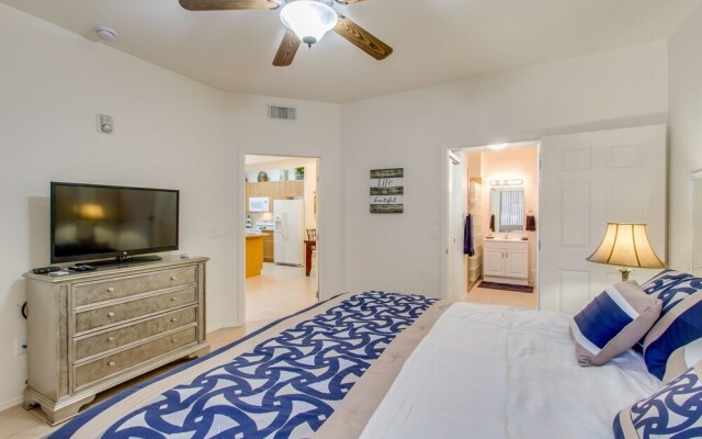Southern #1064 - 2 Br condo by RedAwning