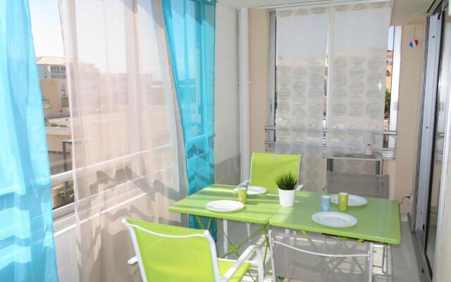 Appartement Sète, 2 Pièces, 4 Personnes - Fr-1-338-82