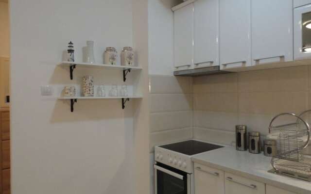 Center Apartment C 25