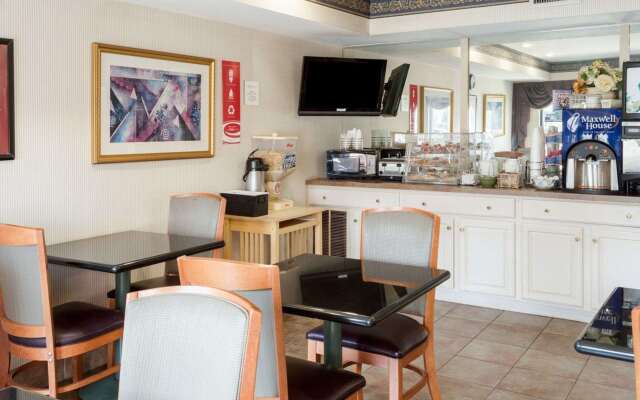 Econo Lodge Hopewell Near Fort Lee I-295