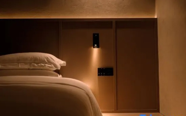 Weizhou Island White House Hotel