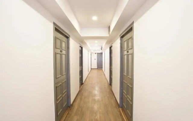 OYO Rooms Patrakarpuram Market