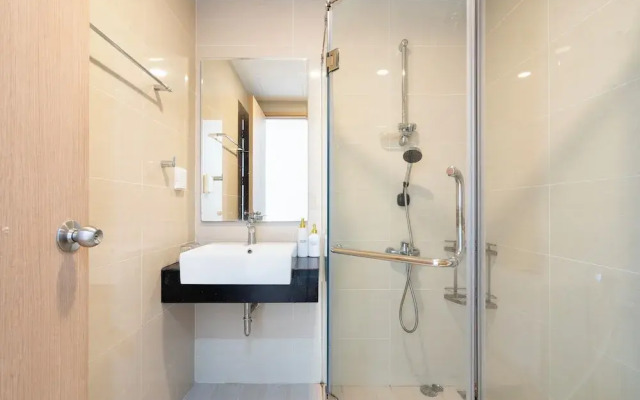 Apartment near Tan Son Nhat Airpot