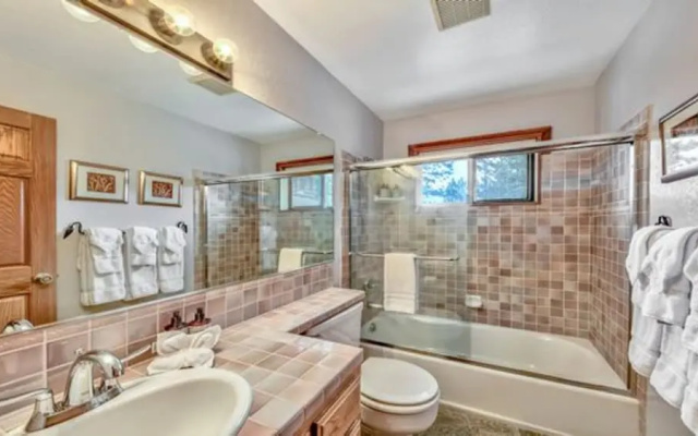 Your Roomy Northstar Retreat Awaits by RedAwning