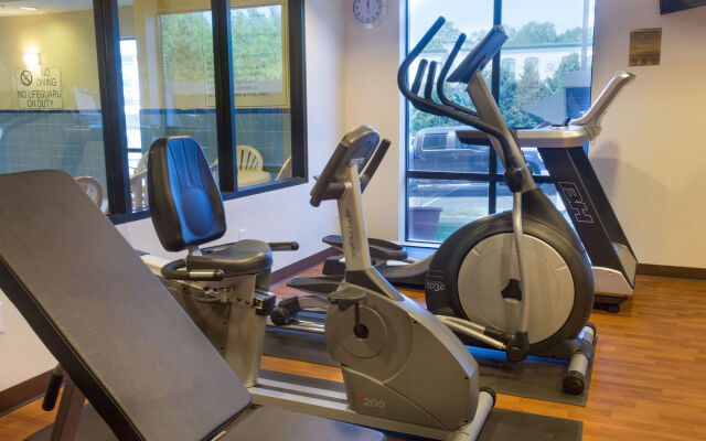 Comfort Suites Fredericksburg North