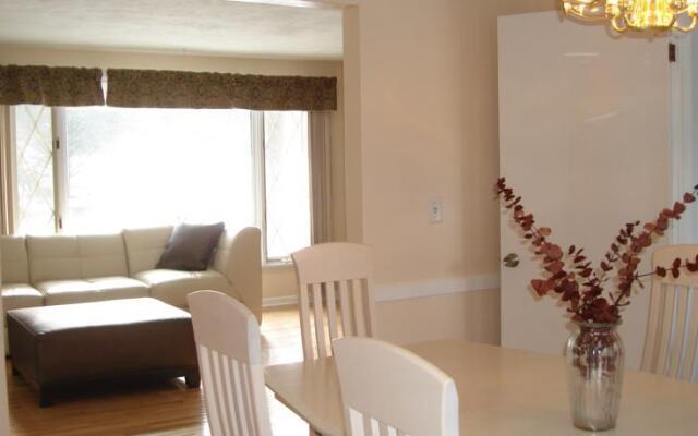 Ithaca Vacation Houses - Hickory Place