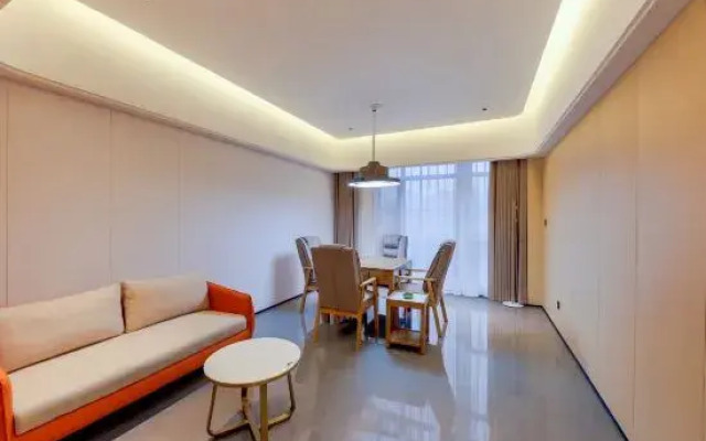 Topping asset Hotel (Fangte)