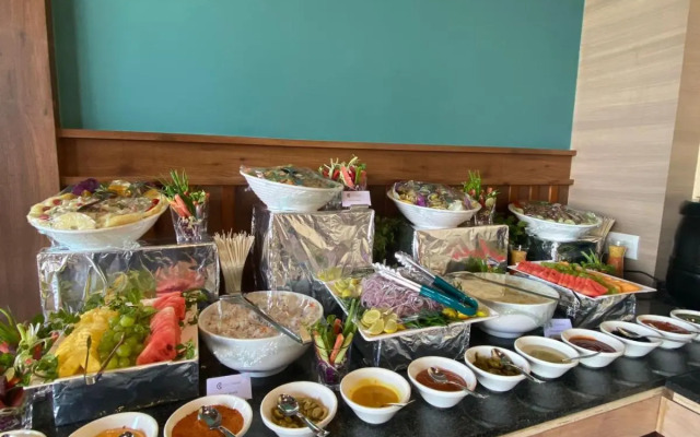 Click Hotel LH Seven Morbi