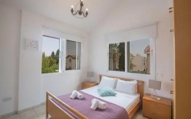 Holiday Home 3 Bedrooms 1 Bathroom - Pernera