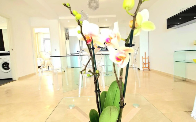 SunRise Sea Views Eco Apartment With Swimming Pool