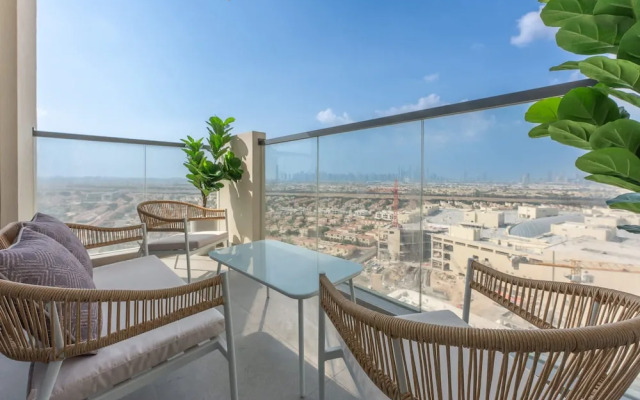 Sleek Studio in Jumeirah Village Triangle