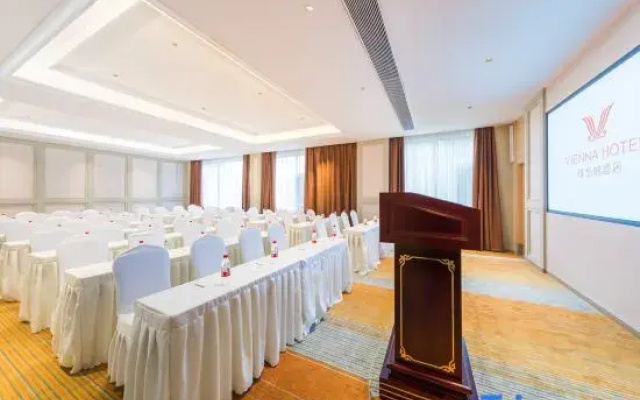 Vienna Hotel Dehong Longchuan