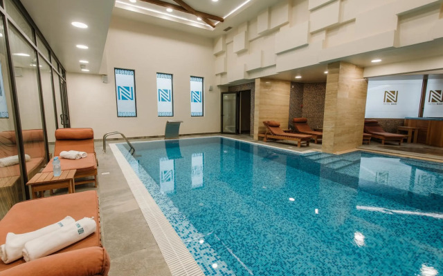Hotel Nais
