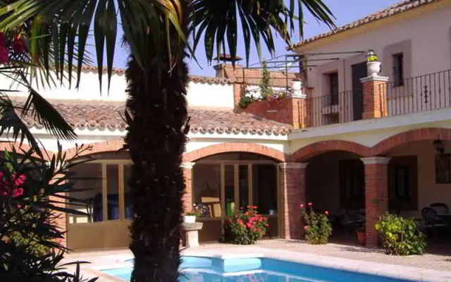 Palacio de Monfarracinos