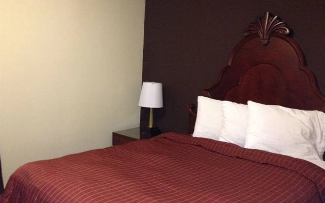Midtown Motel & Suites