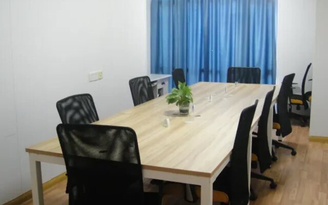 7Days Inn Chain Hotel (Taicang Shanghai East Road Wanda Plaza)