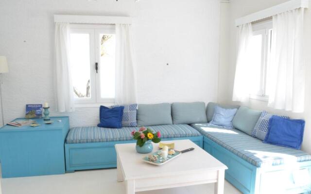 Villa Elea,suberb seaview,nearby beach and town.