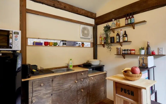 GLAMPiC GUESTHOUSE - Hostel