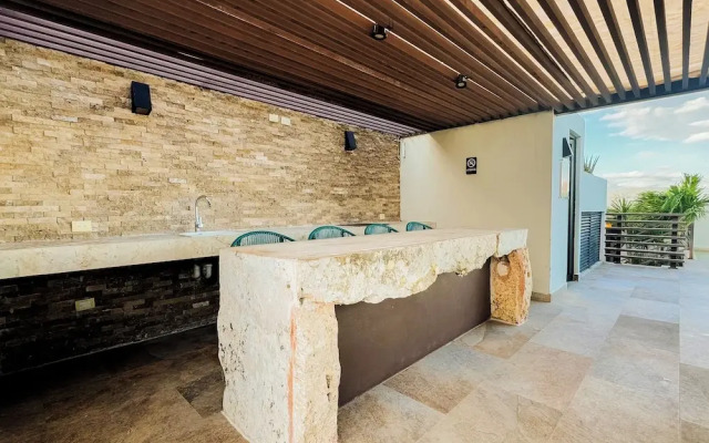 Melittas Stylish 2Bed,2Bath-Condo Near Beach - 6 Guests