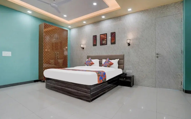 FabHotel Sky