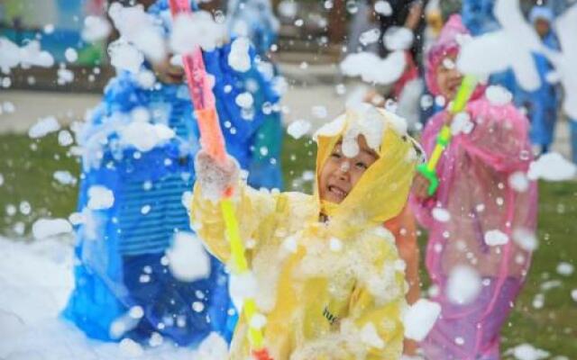 Zhangjiakou Wanlong Ski Resort International Apartment