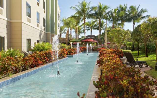 Hampton Inn & Suites Wellington