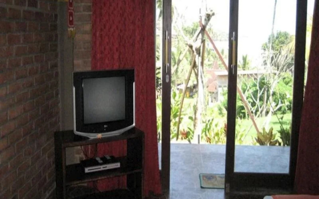 Gubug Balian Beach Bungalow