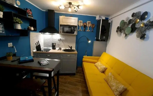 . Magnolia Central Apartment