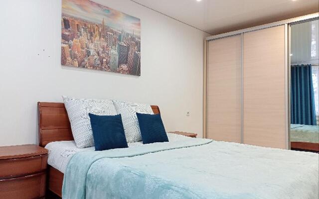 Apartments on Savushkina street 37 k2