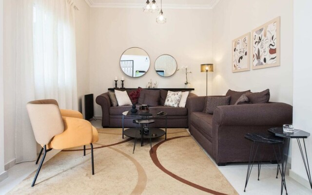 Beautiful 2 bedrooms apt at Filothei