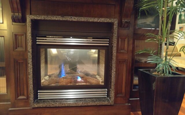 Westmount River Inn