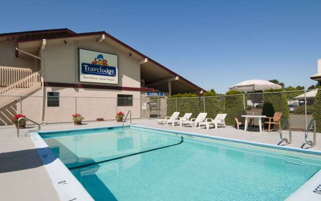 Coast Courtenay Hotel