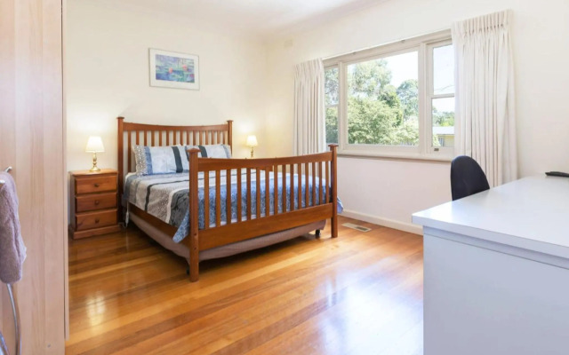 Renovated Beach Beauty - Rosebud