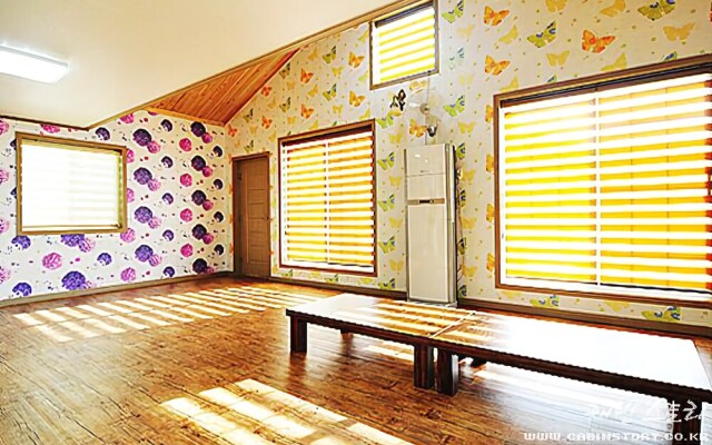 Ganghwa Gallery Pension