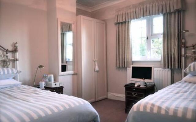 Black Firs Guesthouse