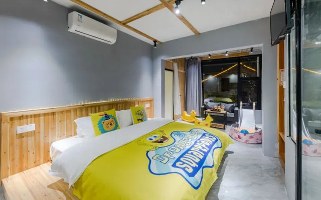 Huasao·1949 Designer Parent-Child Vacation Type Smart Homestay (Nanjing Yunshuiyao Waterwheel Store）