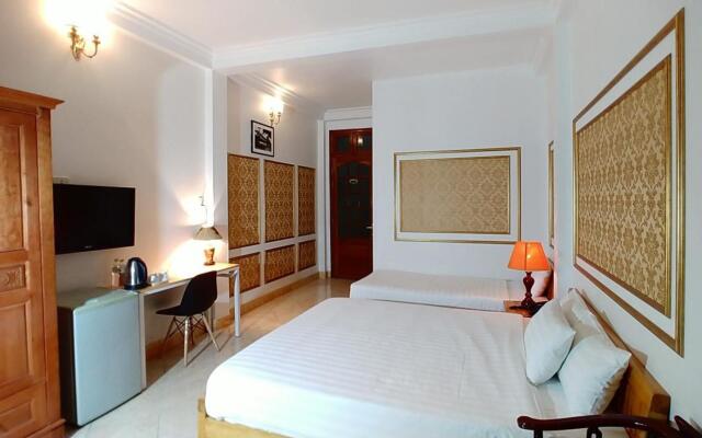 Hanoi Discovery Hotel