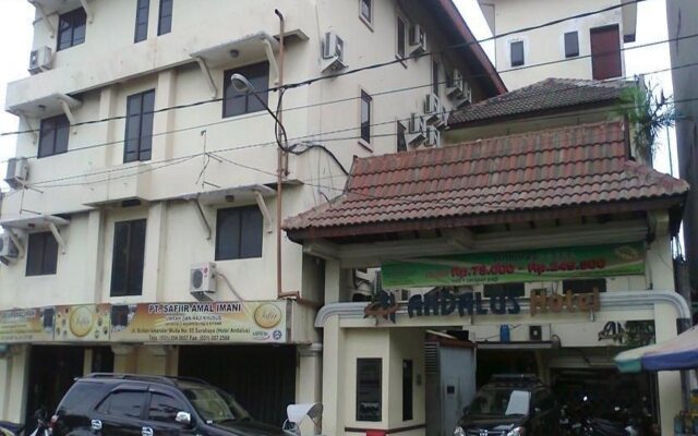 OYO Life 90380 Andalus Hotel Syariah