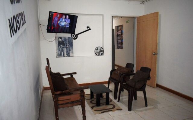 Hostal Casa Nostra